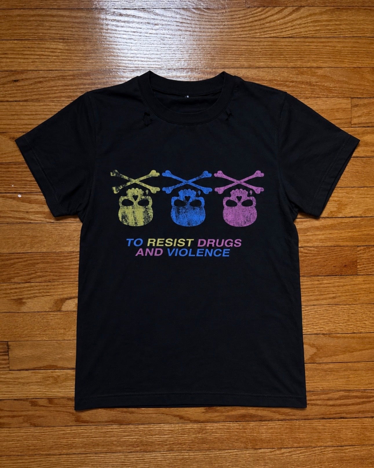 Resist tee